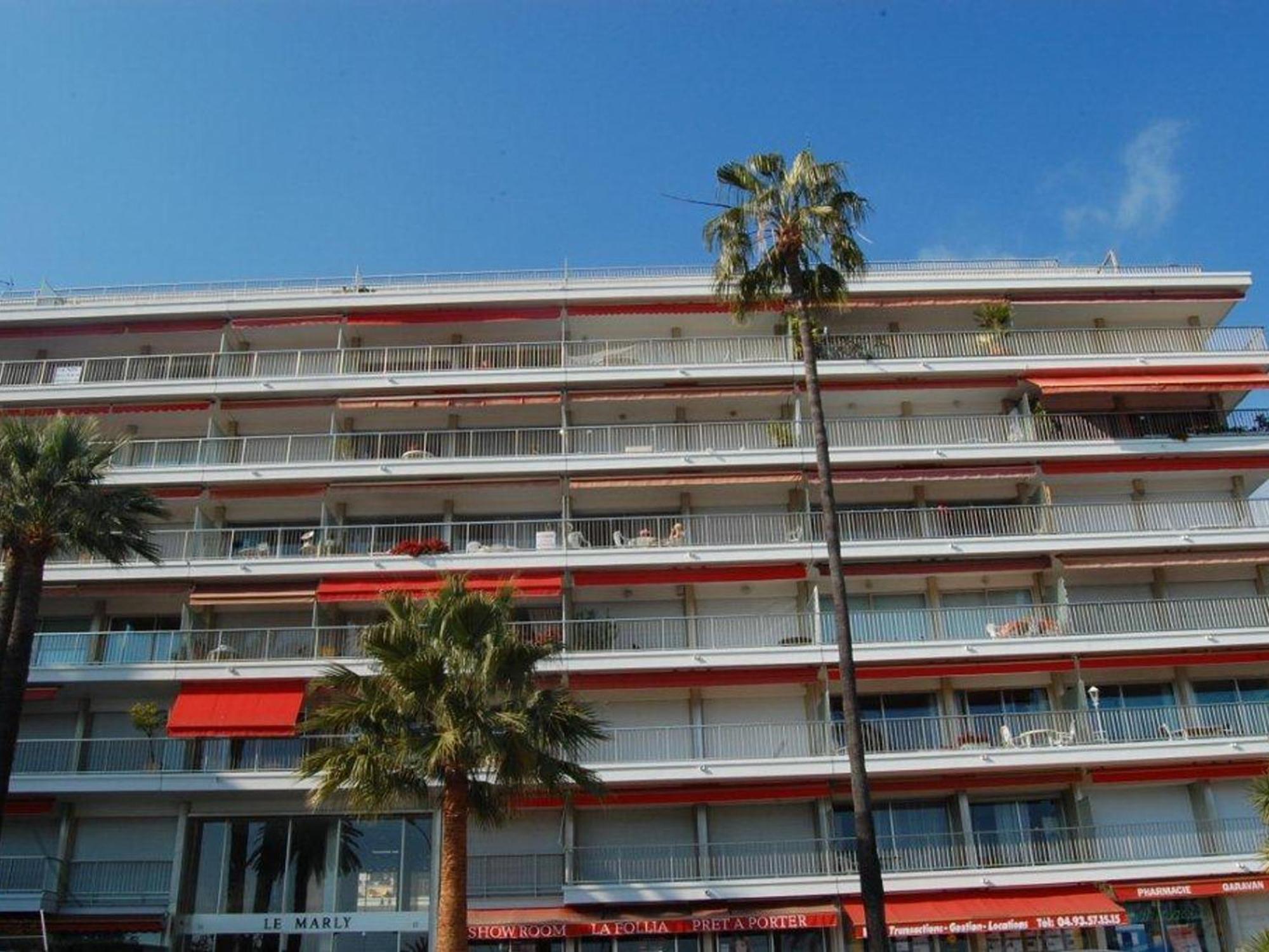 Studio Renove Face Mer Avec Terrasse A Menton, Proche Centre-Ville Et Plages - Fr-1-196-301 Exterior photo